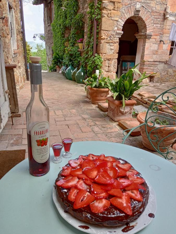 Morelli House Guest House Montalbo Екстериор снимка