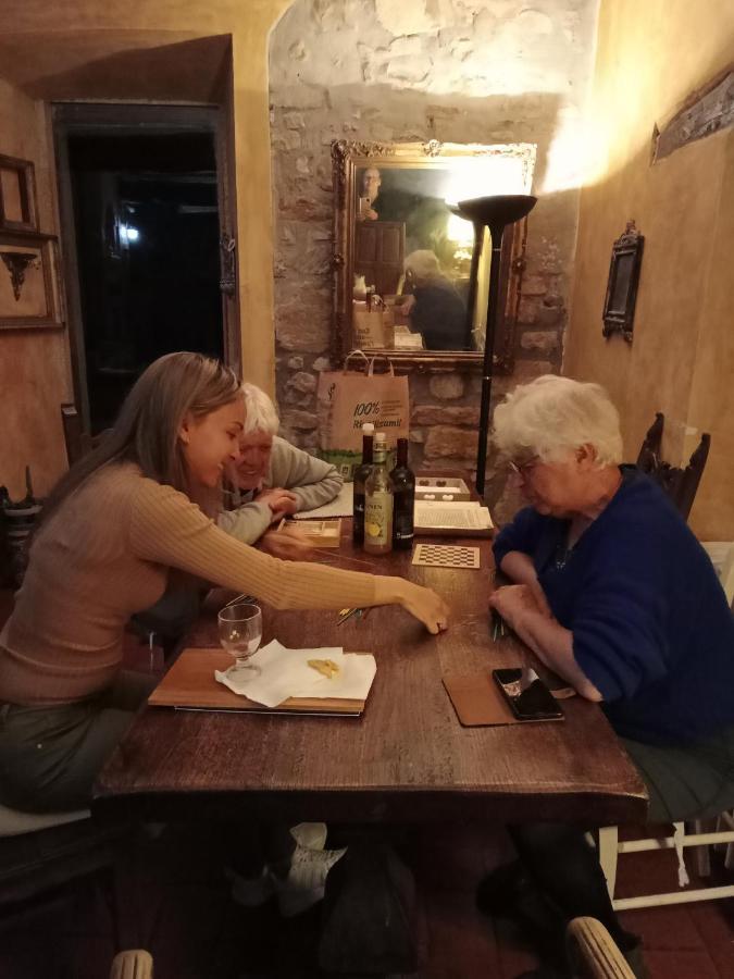 Morelli House Guest House Montalbo Екстериор снимка