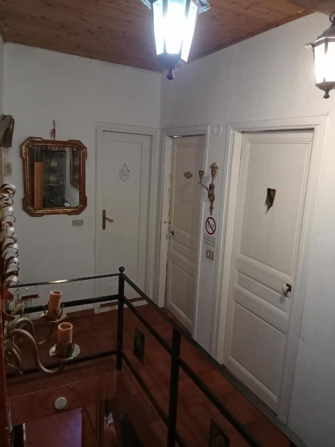 Morelli House Guest House Montalbo Екстериор снимка