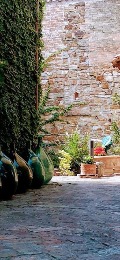 Morelli House Guest House Montalbo Екстериор снимка